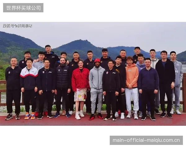 2026版CBA标准合同显示，超过60%的球员新增了个人数据流的商业化分成条款